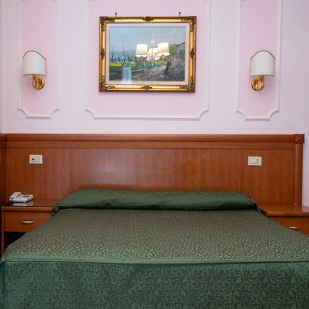 Hotel Philia Рим Экстерьер фото