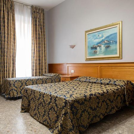 Hotel Philia Рим Экстерьер фото